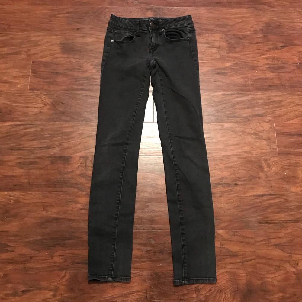 American Eagle Black Skinny Jeans